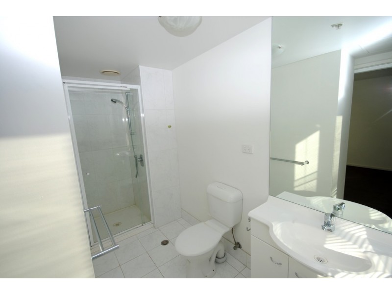 REF 24710/163 City Road, Southbank VIC 3006