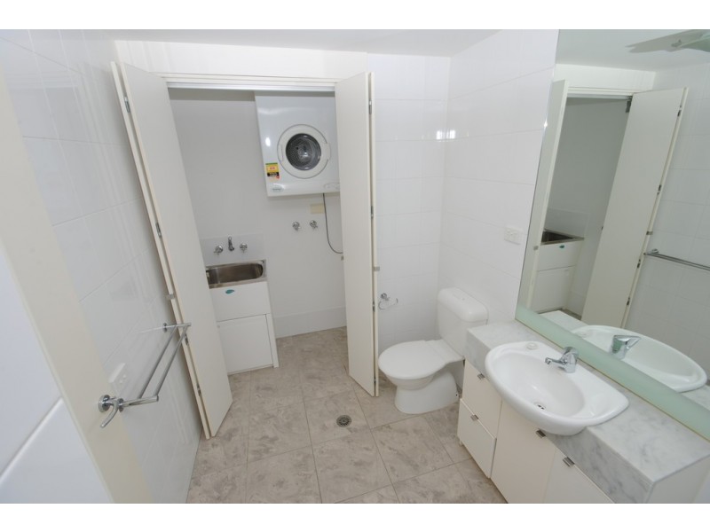 REF 24719/173 City Road, Southbank VIC 3006