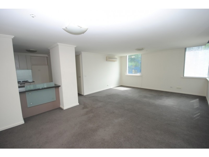 REF 24725/86 Kavanagh Street, Southbank VIC 3006