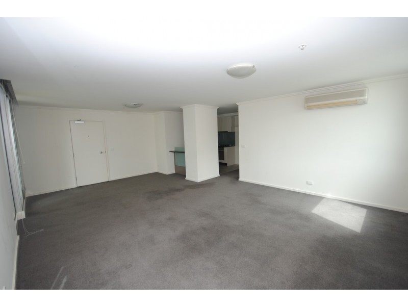 REF 24725/86 Kavanagh Street, Southbank VIC 3006