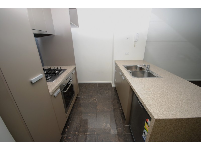 REF 24730/180 City Road, Southbank VIC 3006