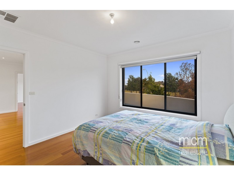 3 Evening Close, Point Cook VIC 3030