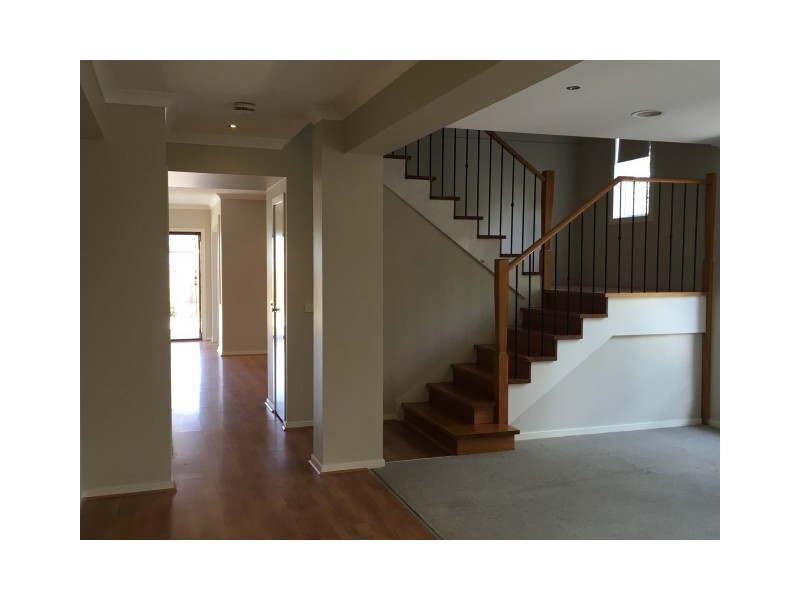 34 Bayside Drive, Point Cook VIC 3030