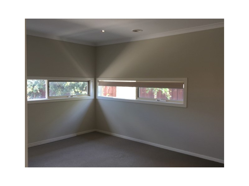 34 Bayside Drive, Point Cook VIC 3030