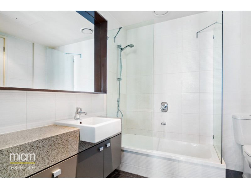 2404/180 City Road, Southbank VIC 3006