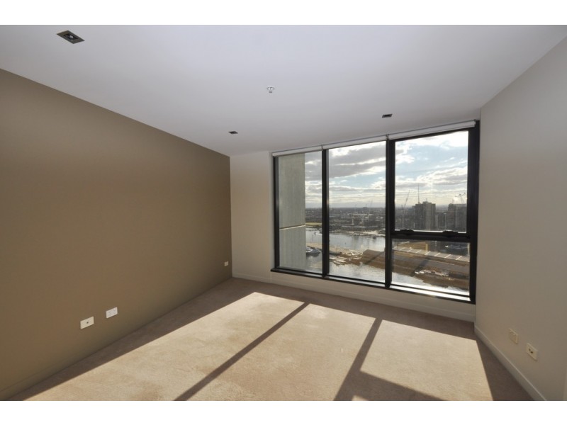 2509B/100 Harbour Esplanade, Docklands VIC 3008