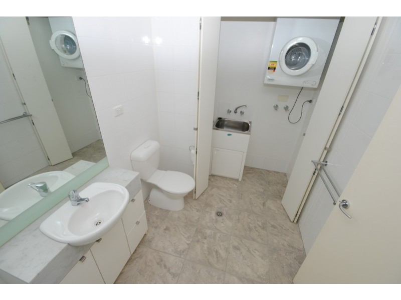 REF 24734/173 City Road, Southbank VIC 3006