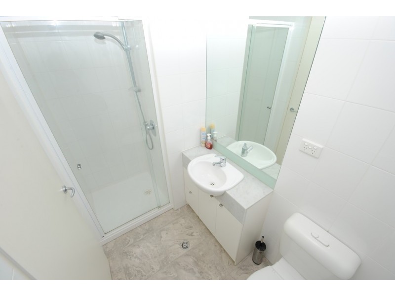 REF 24734/173 City Road, Southbank VIC 3006