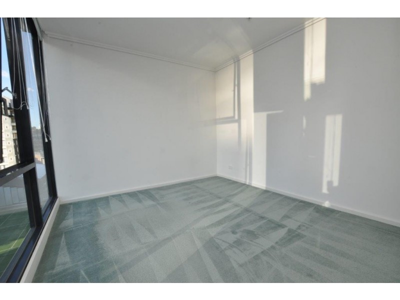 REF 24750/38 Bank Street, South Melbourne VIC 3205