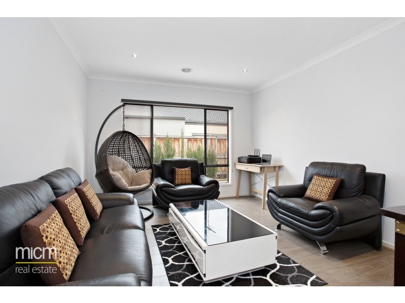 21 Hargrave Avenue, Point Cook VIC 3030