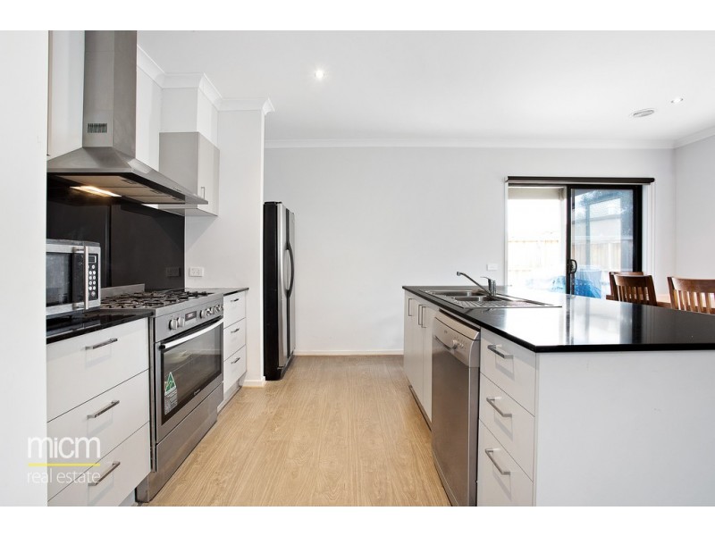 21 Hargrave Avenue, Point Cook VIC 3030