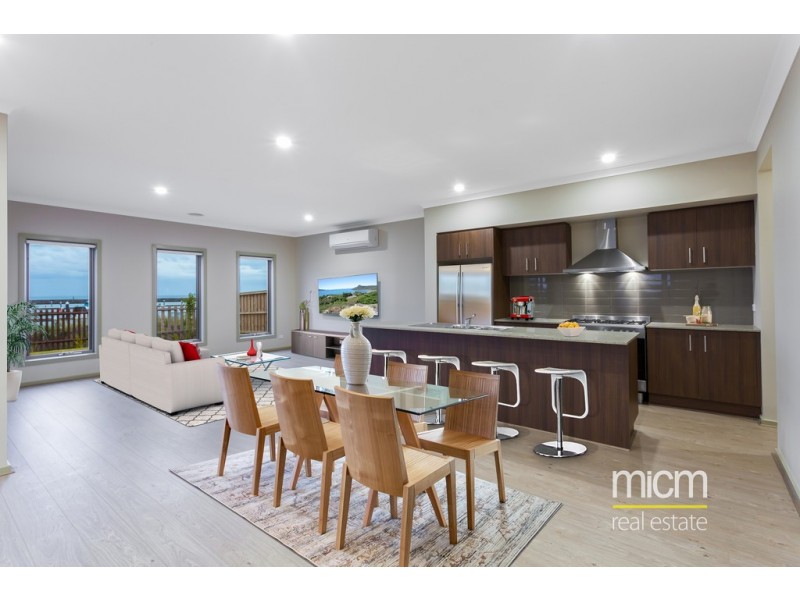 42 Catamaran Drive, Werribee South VIC 3030
