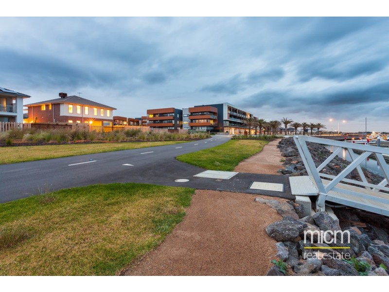 42 Catamaran Drive, Werribee South VIC 3030