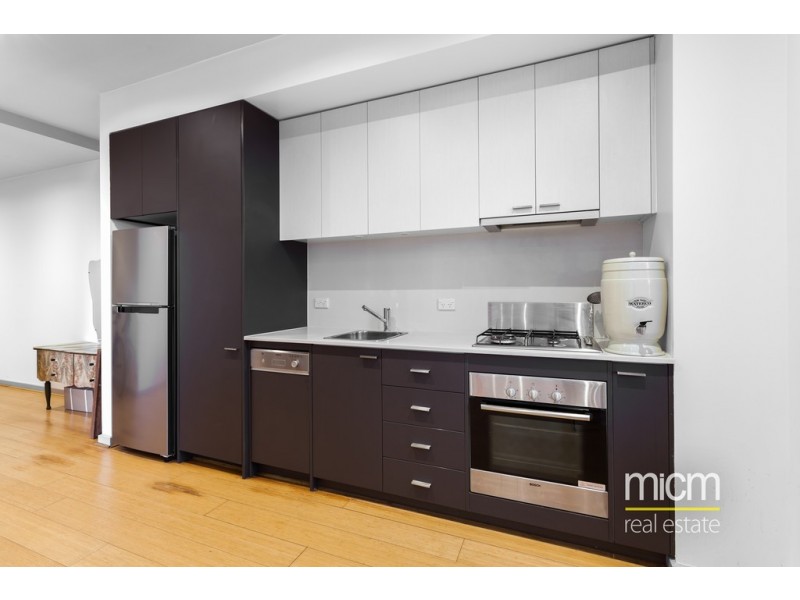 207/122 Ormond Road, Elwood VIC 3184