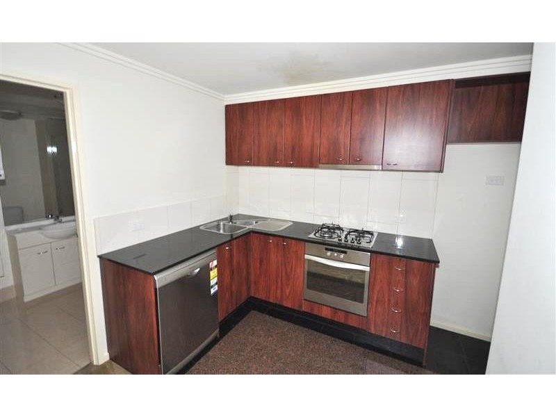 REF 24772/22 Kavanagh Street, Southbank VIC 3006