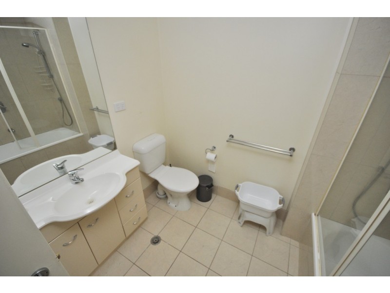 REF 24776/163 City Road, Southbank VIC 3006