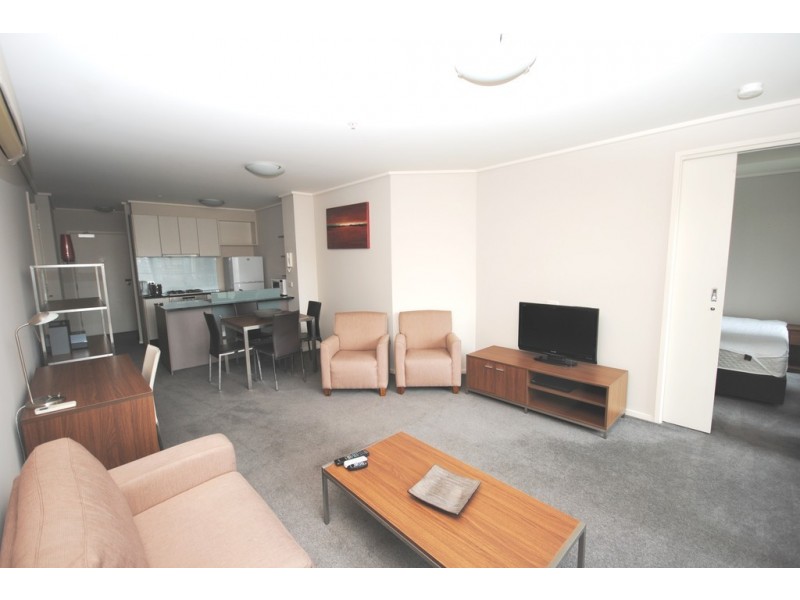 REF 24779/100 Kavanagh Street, Southbank VIC 3006