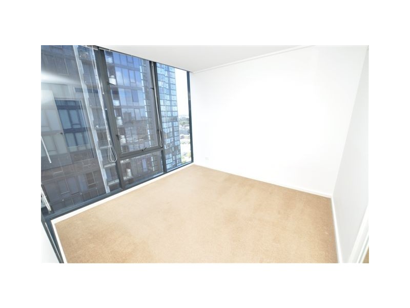 REF 24785/183 City Road, Southbank VIC 3006