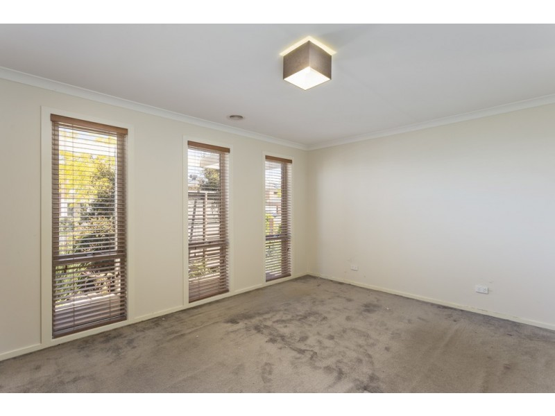 20 Ladybird Crescent, Point Cook VIC 3030