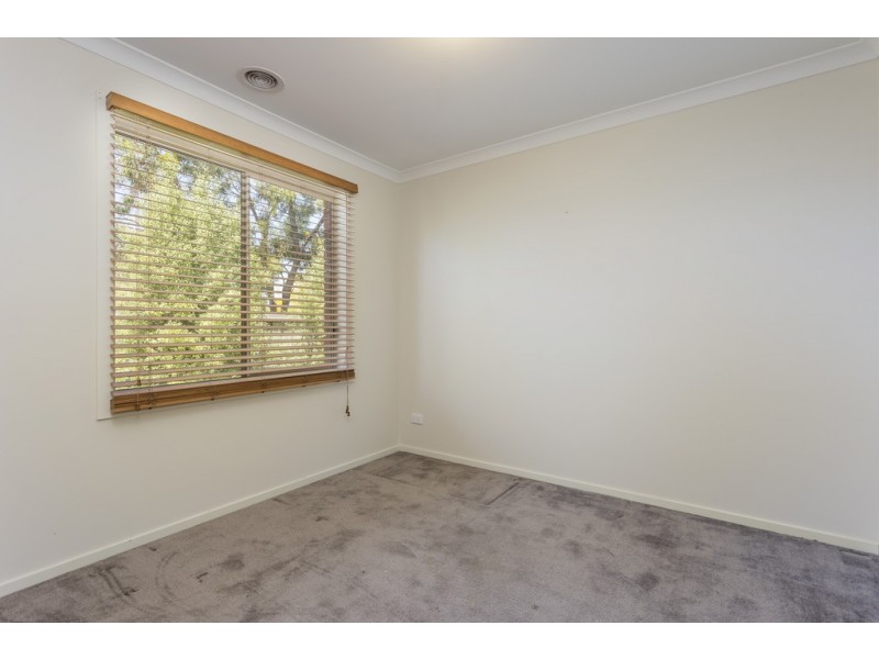 20 Ladybird Crescent, Point Cook VIC 3030
