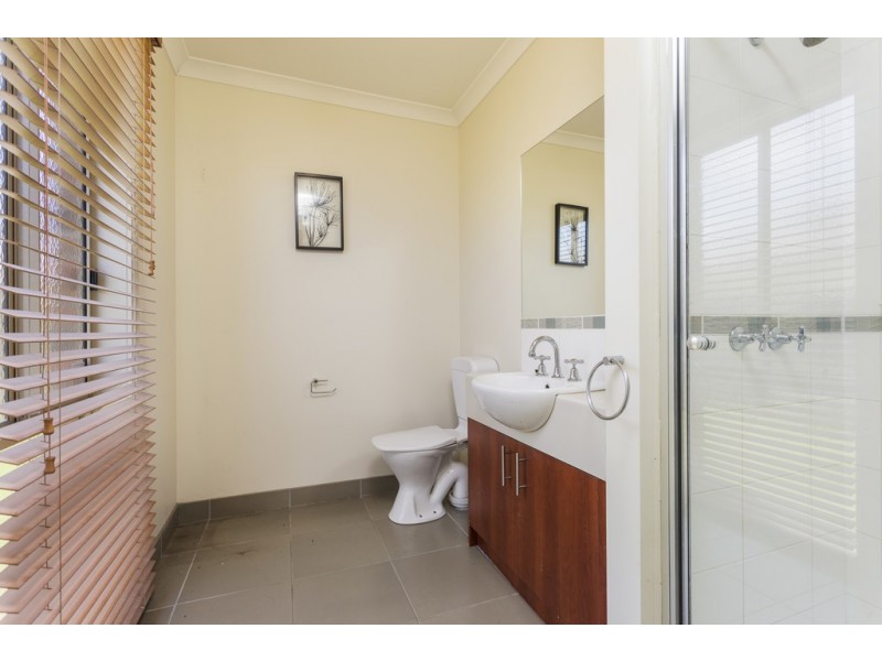 20 Ladybird Crescent, Point Cook VIC 3030