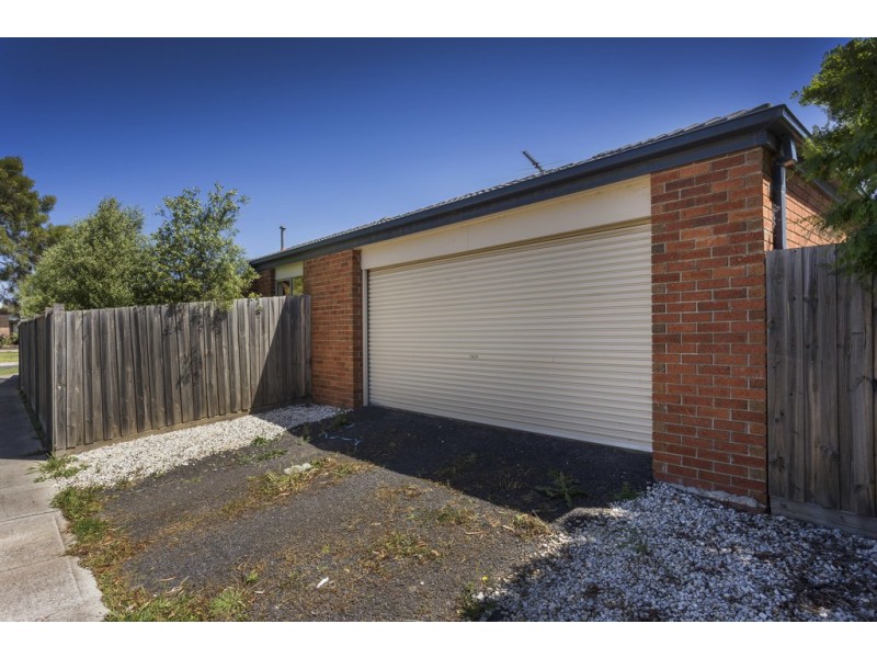 20 Ladybird Crescent, Point Cook VIC 3030