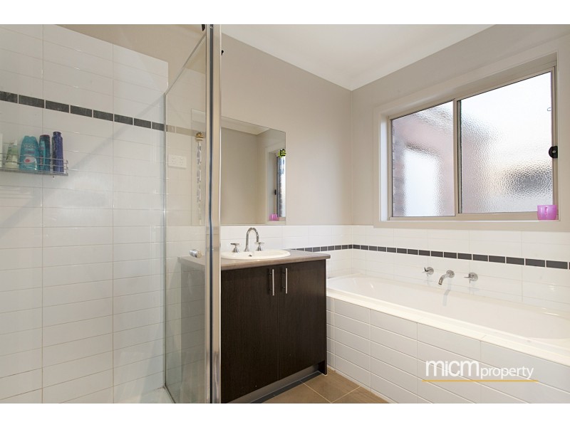6 Earth Street, Point Cook VIC 3030