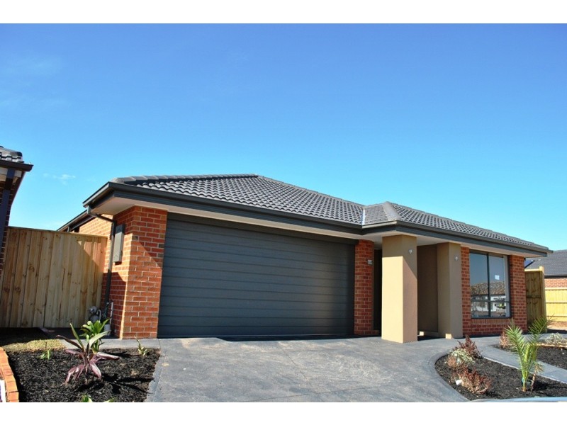 5 Trimotor Road, Point Cook VIC 3030