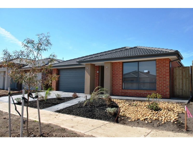 5 Trimotor Road, Point Cook VIC 3030