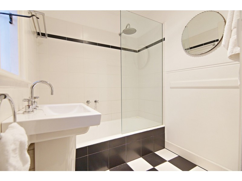 8/38 Mitford Street, Elwood VIC 3184