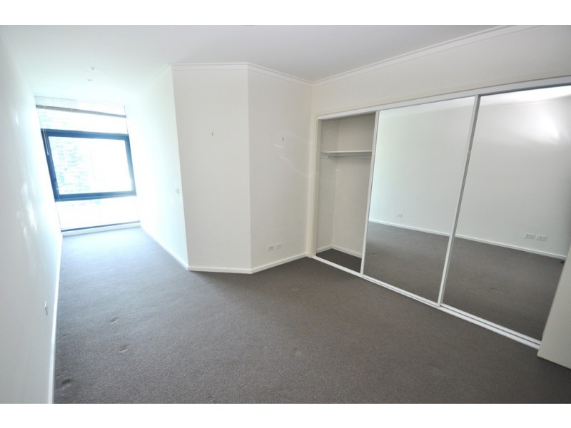 REF 24799/180 City Road, Southbank VIC 3006