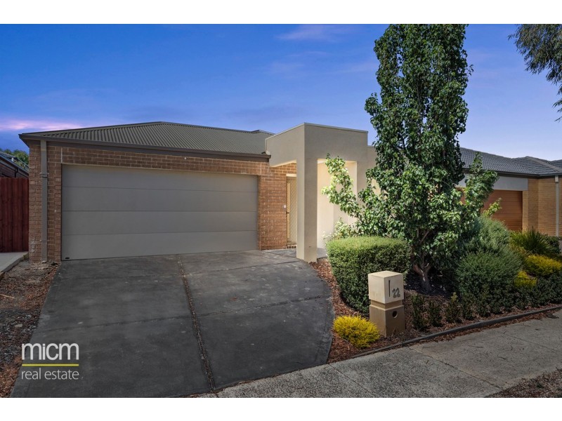 22 Royal Circuit, Point Cook VIC 3030