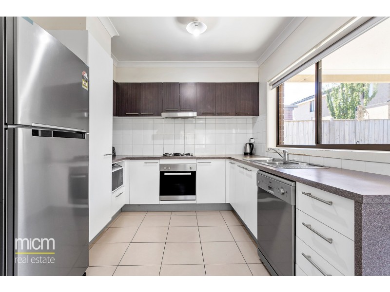 22 Royal Circuit, Point Cook VIC 3030