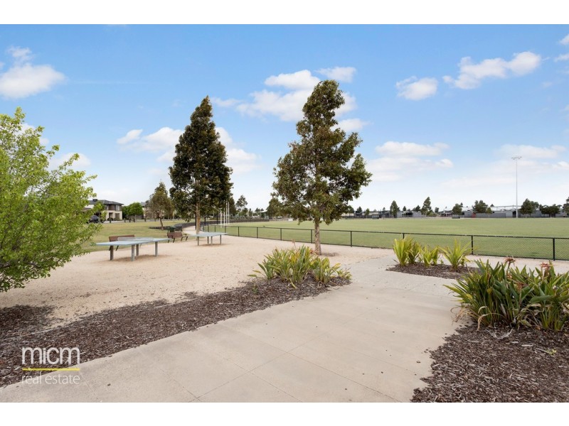 22 Royal Circuit, Point Cook VIC 3030
