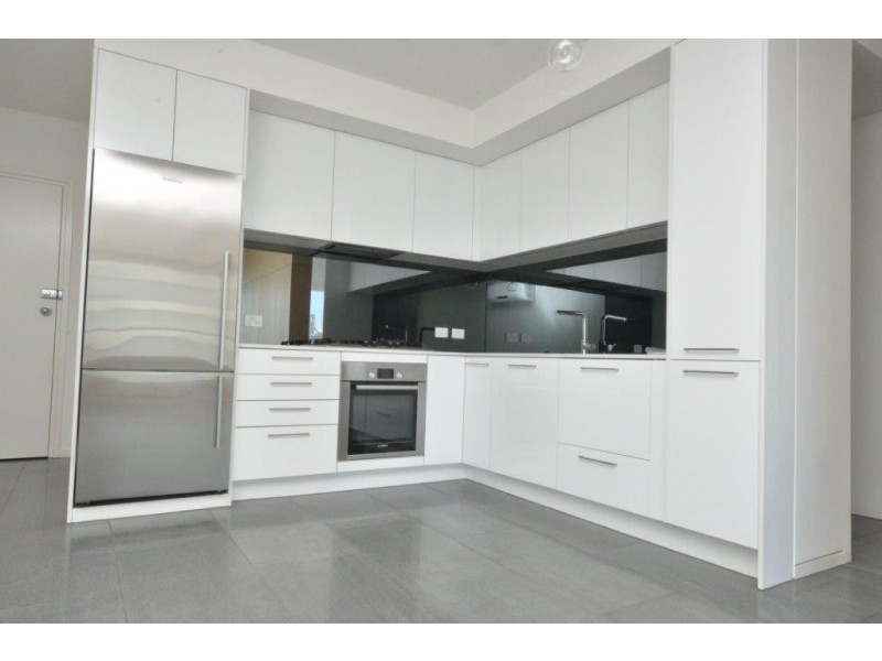 REF 24818/148 Wells Street, South Melbourne VIC 3205