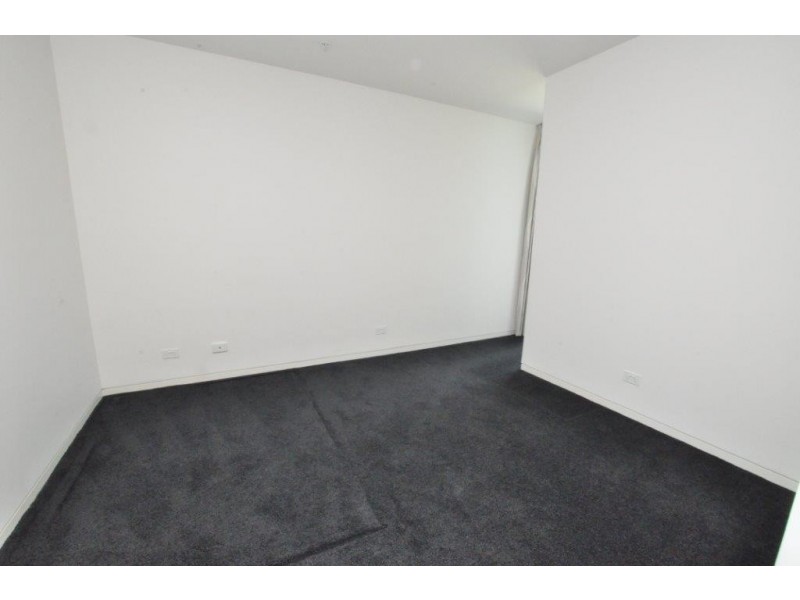 REF 24818/148 Wells Street, South Melbourne VIC 3205