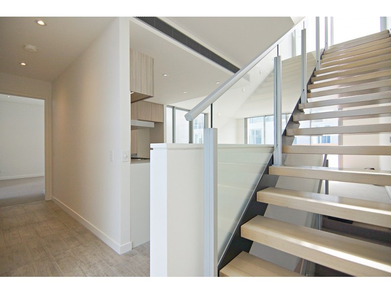 86 South Wharf Drive, Docklands VIC 3008