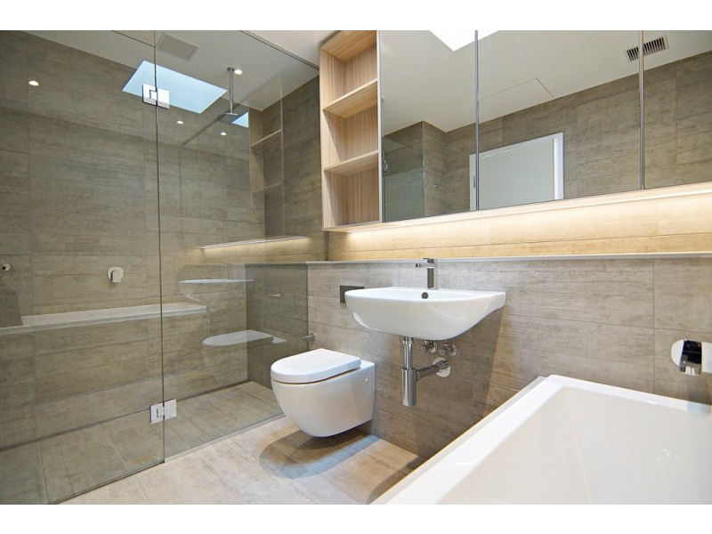 86 South Wharf Drive, Docklands VIC 3008