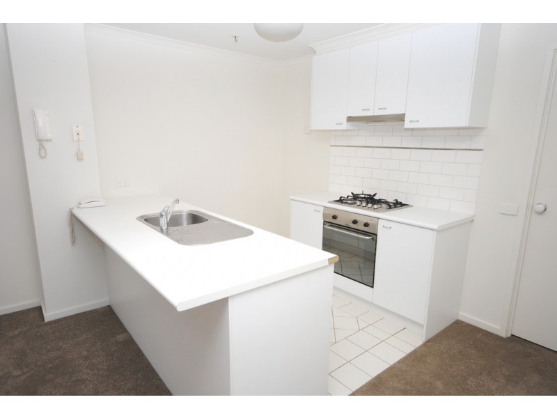 REF 24827/38 Kavanagh Street, Southbank VIC 3006