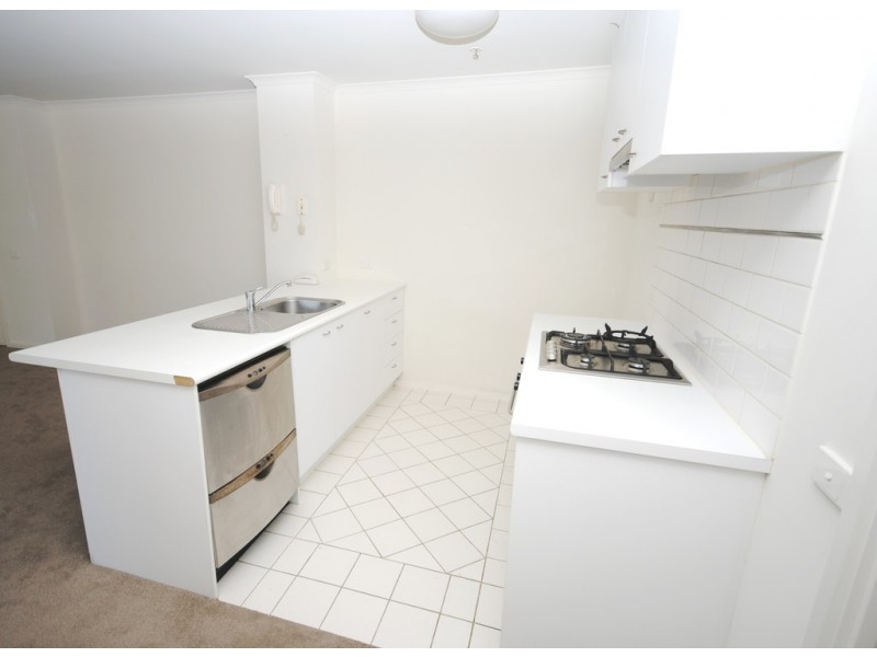 REF 24827/38 Kavanagh Street, Southbank VIC 3006