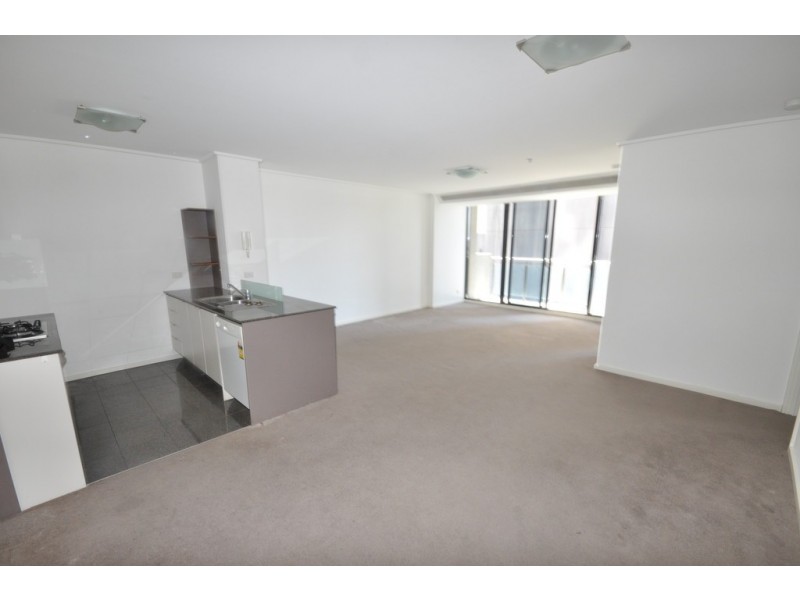 REF 24841/173 City Road, Southbank VIC 3006