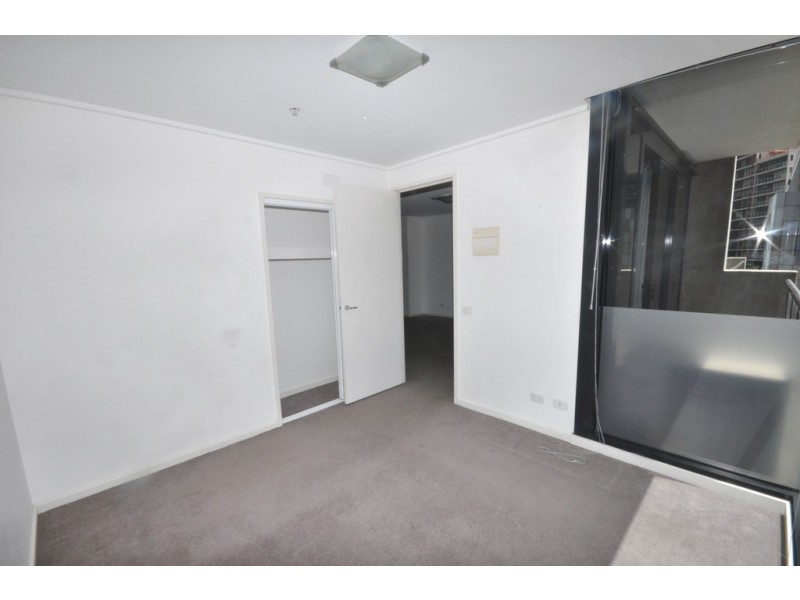 REF 24841/173 City Road, Southbank VIC 3006