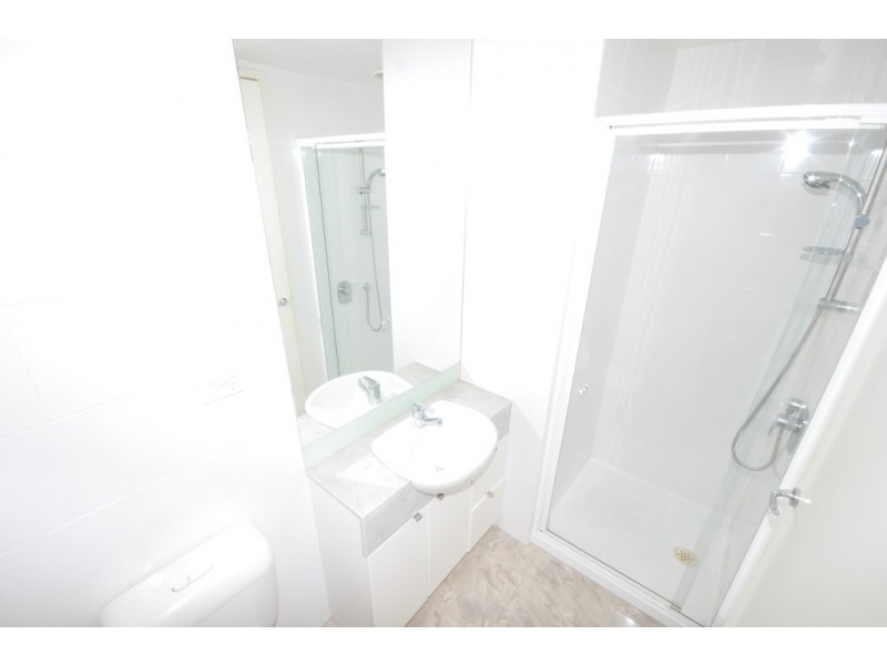 REF 24841/173 City Road, Southbank VIC 3006