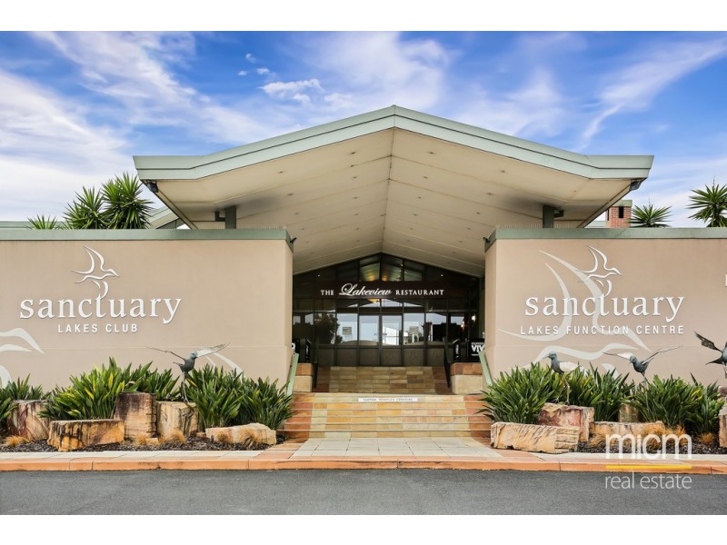 227 Sanctuary Lakes South Boulevard, Point Cook VIC 3030