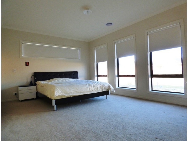 7-9 Seafarer Way, Point Cook VIC 3030