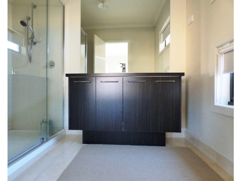 7-9 Seafarer Way, Point Cook VIC 3030