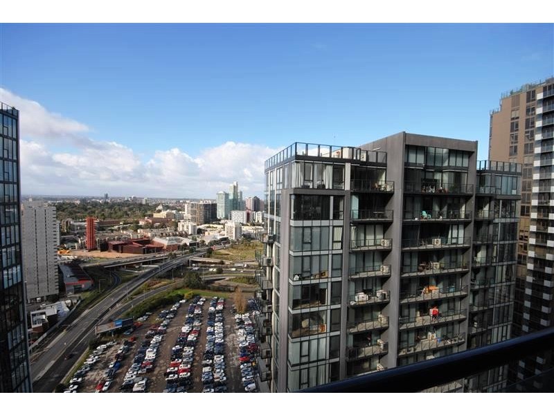 REF 24853/173 City Road, Southbank VIC 3006