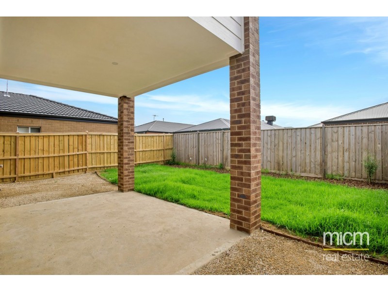 98 Grassbird Drive, Point Cook VIC 3030