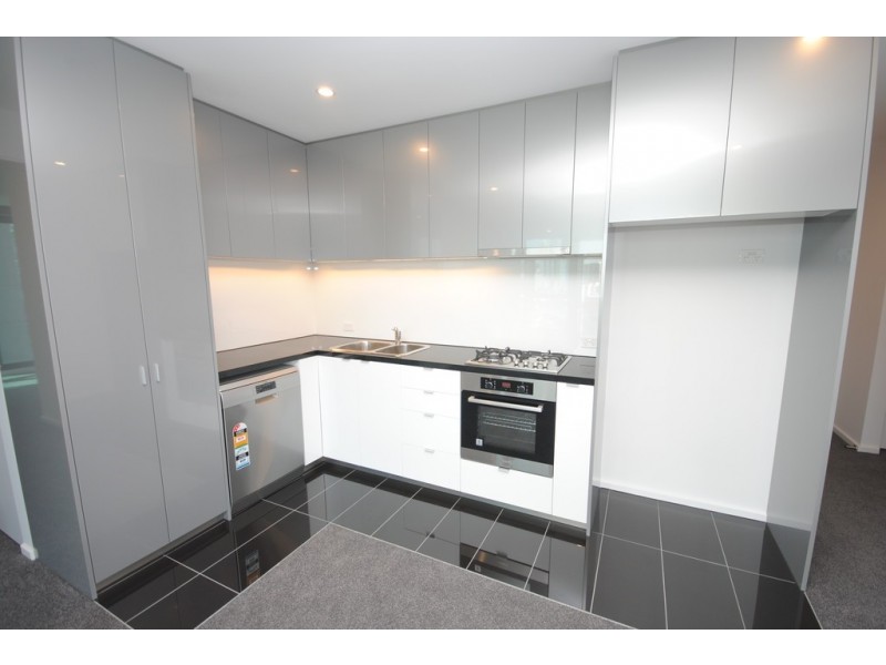 REF 24864/151 City Road, Southbank VIC 3006