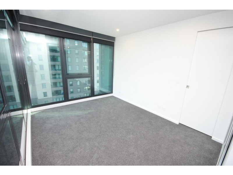 REF 24864/151 City Road, Southbank VIC 3006